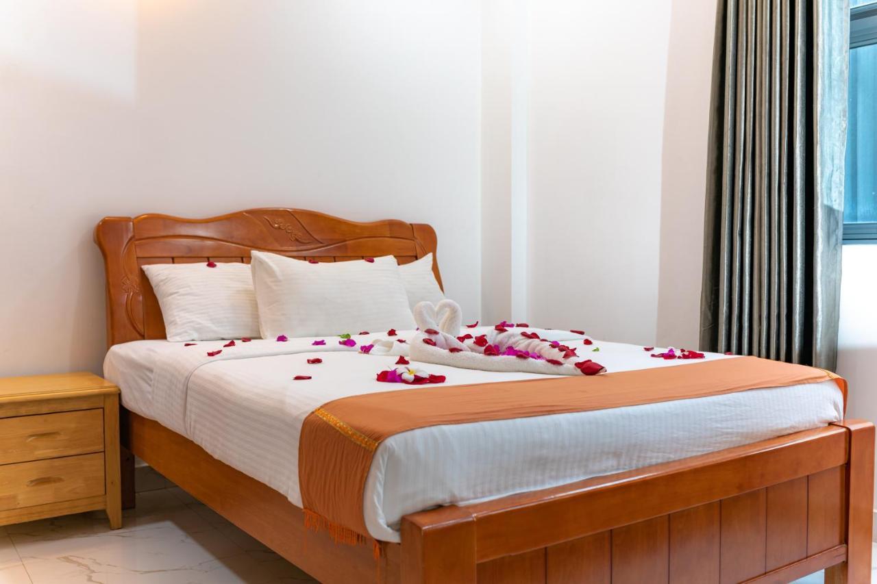 White Beach Holiday At Hulhumale' Exterior photo