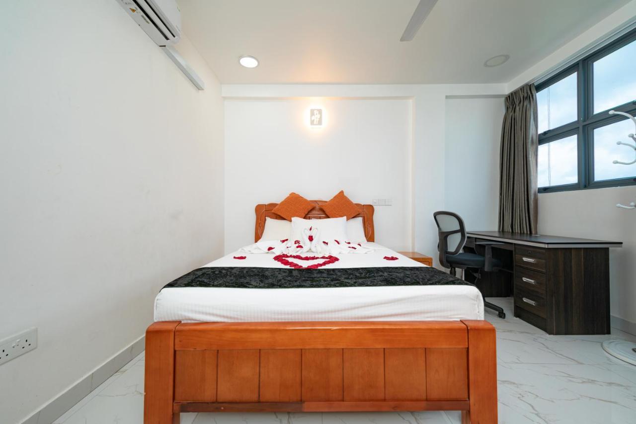 White Beach Holiday At Hulhumale' Exterior photo