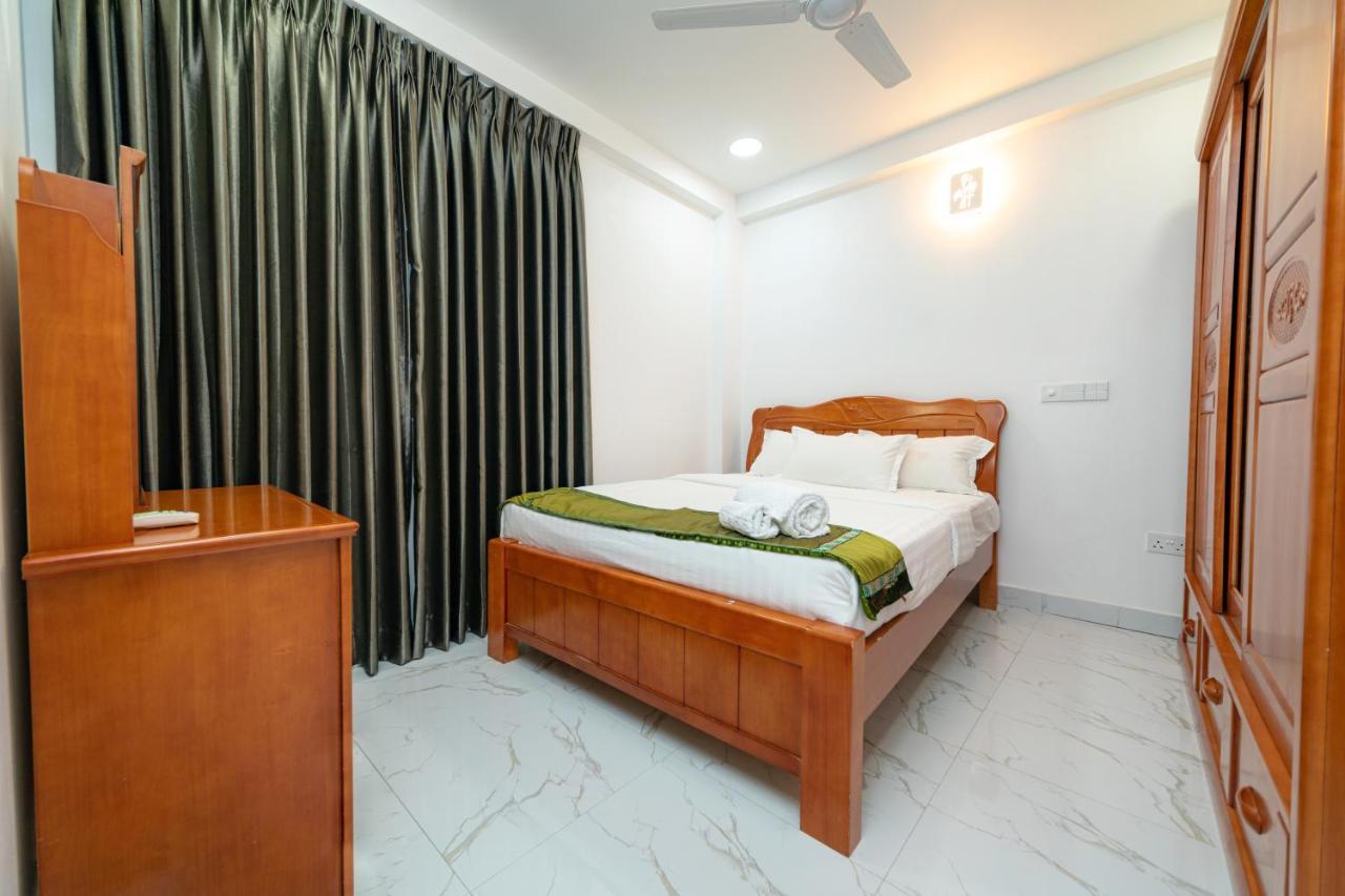 White Beach Holiday At Hulhumale' Exterior photo
