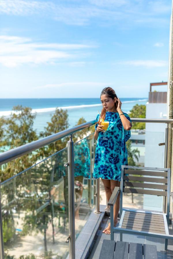 White Beach Holiday At Hulhumale' Exterior photo
